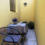 Check In Pula