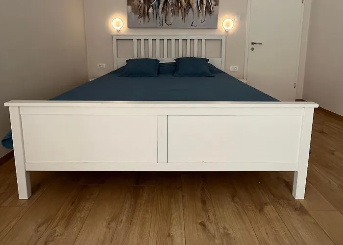 דירה Check In פולה